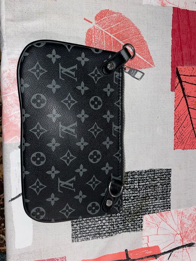 Bolso Louis Vuitton Monogram Preto e Cinza