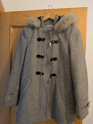Chaqueta Sfera gris con capucha