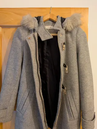Chaqueta Sfera gris con capucha