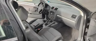 Volkswagen Golf 2004