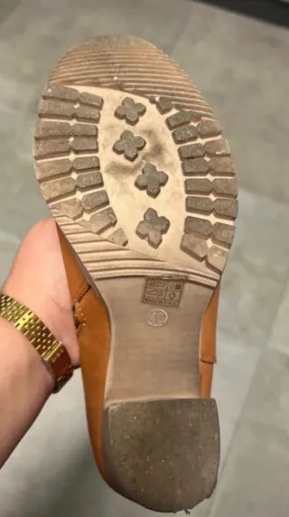 Stivali al Caviglia Tacco Alto Traforati Estivi .