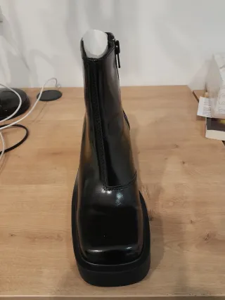 Botines Bimba y Lola Negros Nuevos