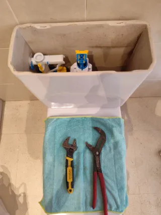 FONTANERIA ELECTRICIDAD ACC REPARACIONES DEL HOGAR