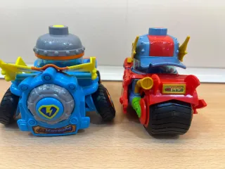 Excelentes 2 coches grandotes de Superzings :)