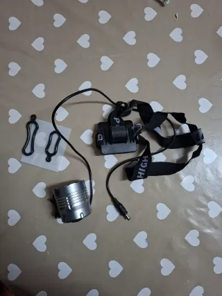 Linterna de cinco leds para bicicleta o frontal.