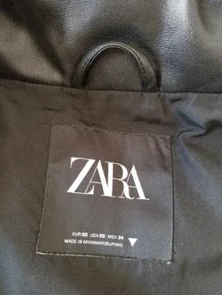 Chaleco acolchado negro Zara