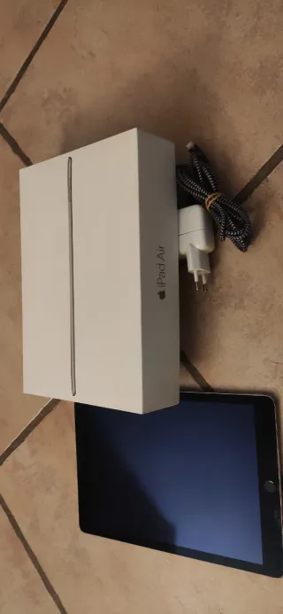 iPad Air 2 Wi-Fi + Cellular 32Gb Argento