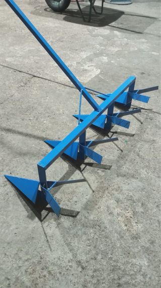 Levantador de camas para granjas