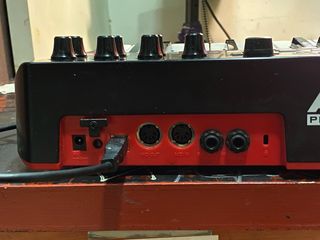 Akai MPK225 Controlador MIDI