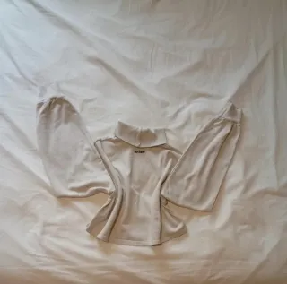 Sudadera Bershka cropped