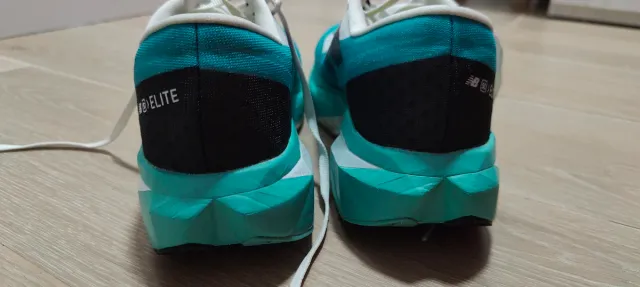 New Balance Elite v4 Taglia 42 Blu/Verde