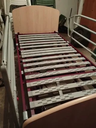 Cama articulada eléctrica Tecnimoem.