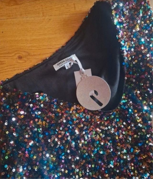 Vestido  fiesta de lentejuelas talla L nuevo.