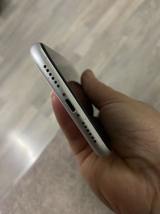 iPhone XR 64GB Bianco Perla