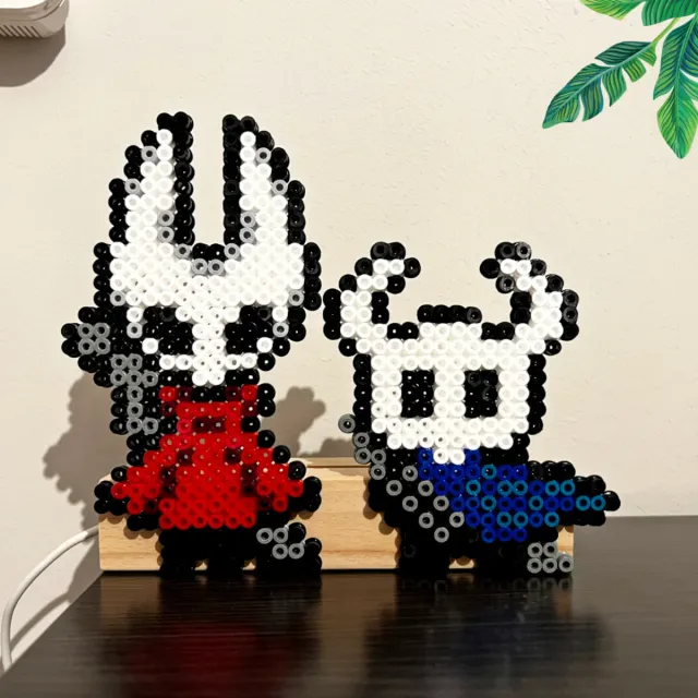 Lámpara Hollow Knight Hama Beads