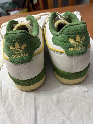 Adidas Scarpe Verdi e Bianche