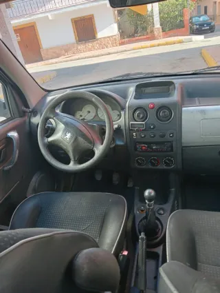 Peugeot Partner 2004