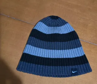 Gorro lana Nike
