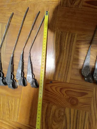 Brazos Limpiaparabrisas Clásicos Seat 600, 127, 85