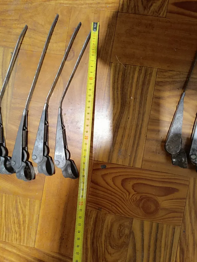 Brazos Limpiaparabrisas Clásicos Seat 600, 127, 85