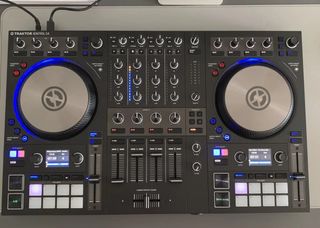 Controlador DJ Native Instruments Traktor Kontrol