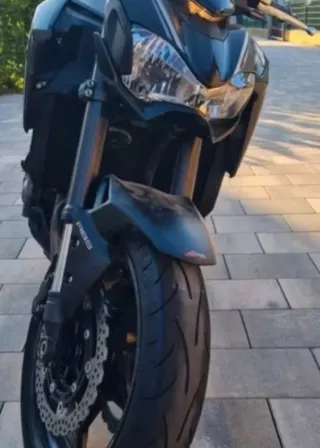 Kawasaki Z900 35kw 25000km