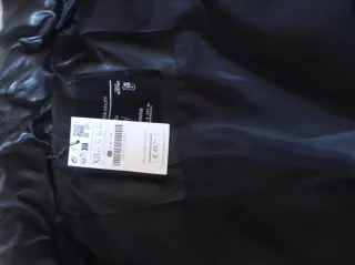 Chaleco polipiel negro Stradivarius