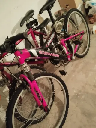 Bicicleta de Montaña CONOR Roja