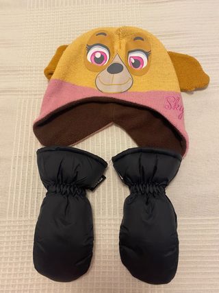 Gorro y guantes nieve infantil(aprox niños 6-8años