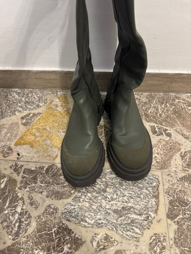 Stivali Stradivarius verdi alti