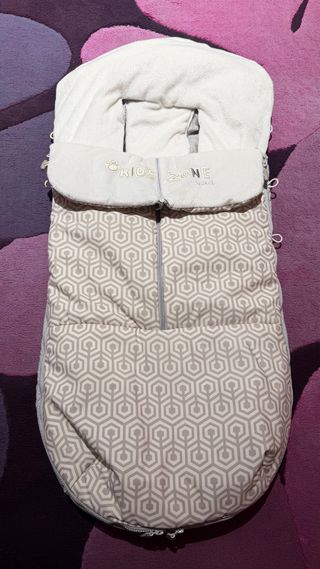 Saco para cochecito color arena