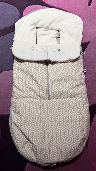 Saco para cochecito color arena