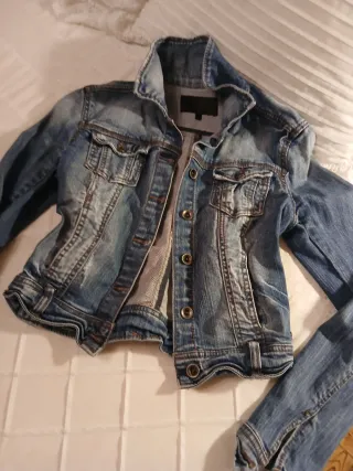 Cazadora vaquera azul