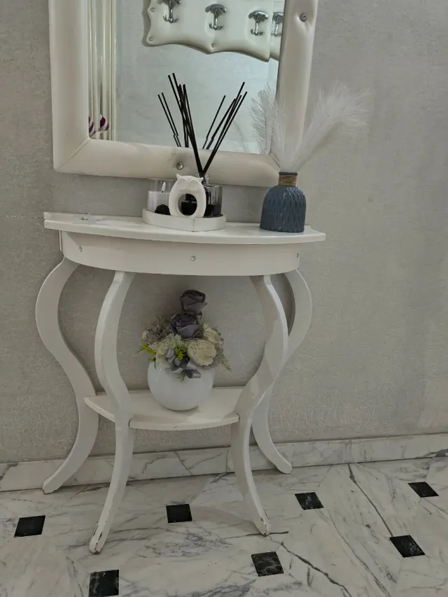 Specchio con cornice imbottita ingresso