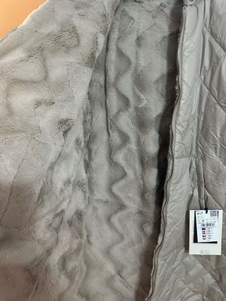 Chaqueta reversible acolchada beige