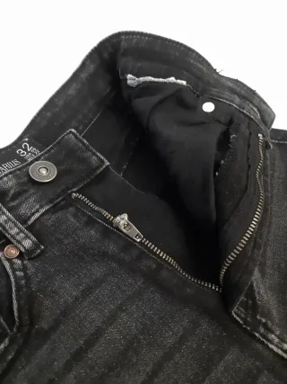 Pantalón campana Stradivarius T.32