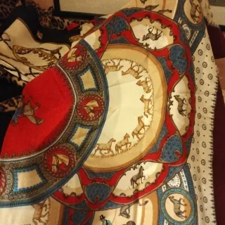 Foulard vintage Hermes in pura seta