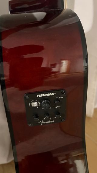 Guitarra Electroacústica Fender Squier SA-105CE