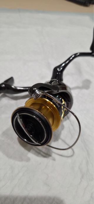Carrete Pesca Shimano Twin Power 2500 FD