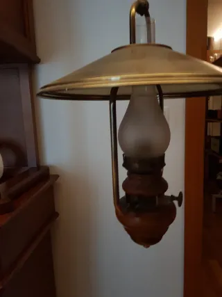 Lámpara de techo tipo quinqué +cristal de repuesto