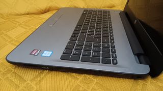 PC HP Pavilion 15 Intel i5-6200U 6GB+500GB Ottimo