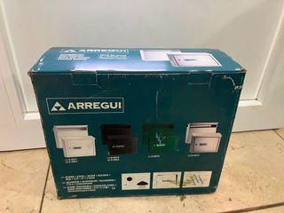 Buzón Arregui Blanco