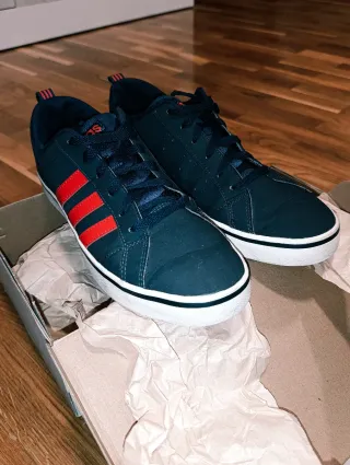 Zapatillas Adidas Azul/Rojo Talla 43.5