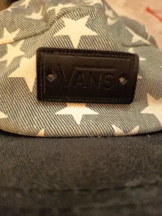 Gorra Vans Estrellas Gris y Negra