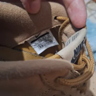 Nike Air Force 1 Beige/Marrón Talla 38.5