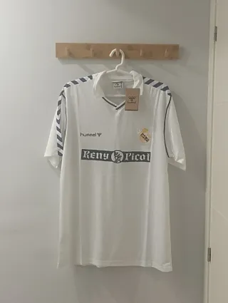 Camiseta Retro Real Madrid Reny Picot. Talla XL