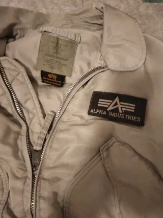 Chaqueta Bomber Alpha Industries Talla M Beige