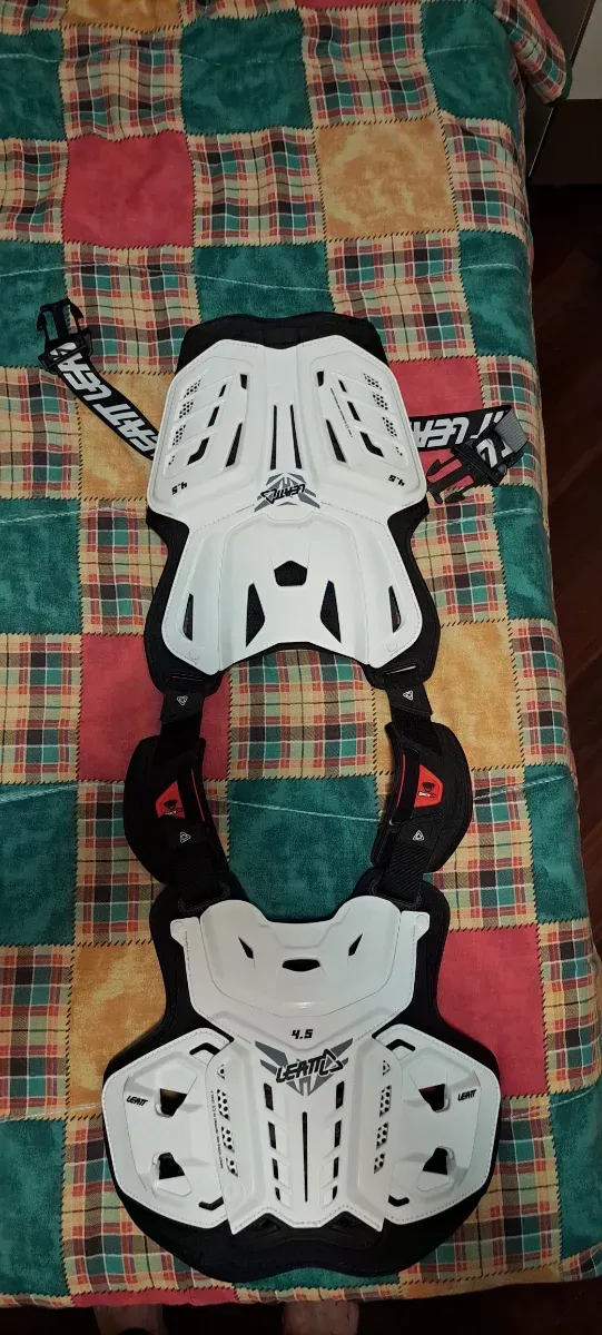 Pettorina Leatt 4.5 Cross Bianca L