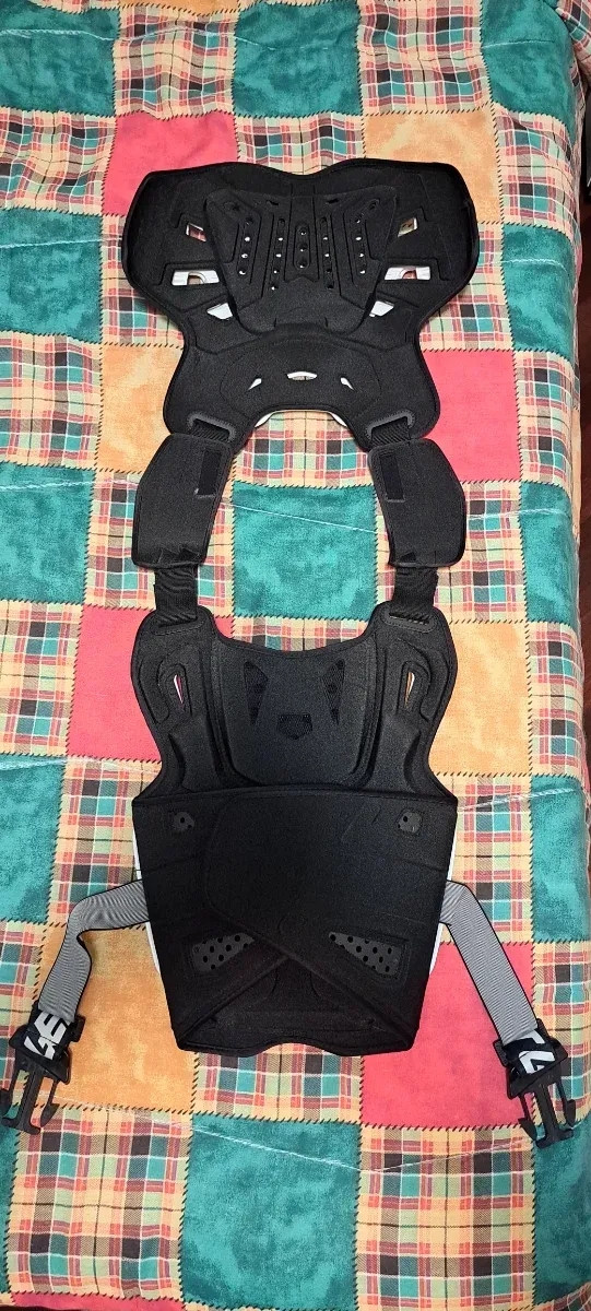 Pettorina Leatt 4.5 Cross Bianca L