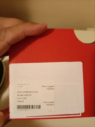 T42,5 Nike Vomero Plus  Verdes